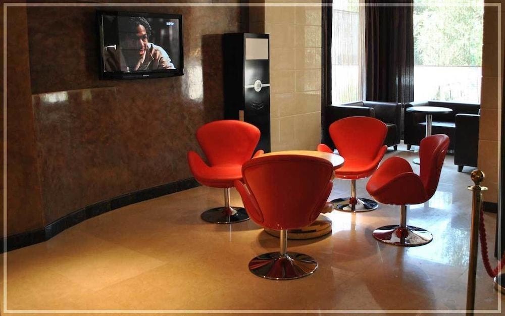 Voyage Hotel Almati Szoba fotó