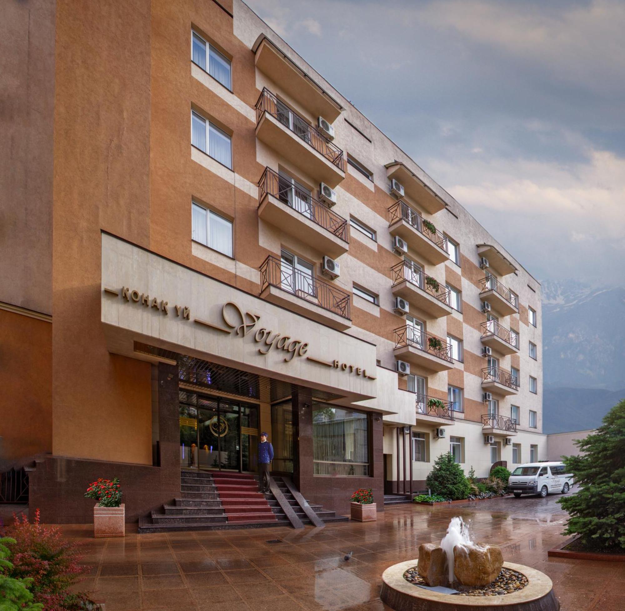 Voyage Hotel Almati Kültér fotó