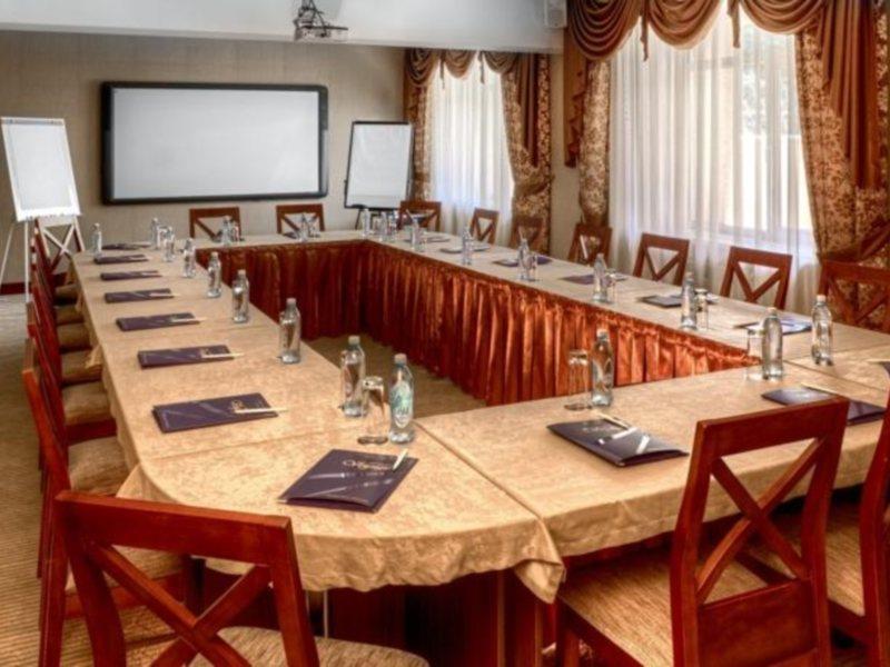 Voyage Hotel Almati Kültér fotó